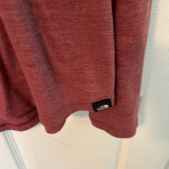 The North Face Women's Long Sleeve Tee - Picture 2 of 4